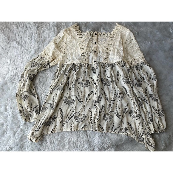 Anthropologie Cream and Black Blouse - Picture 11 of 16